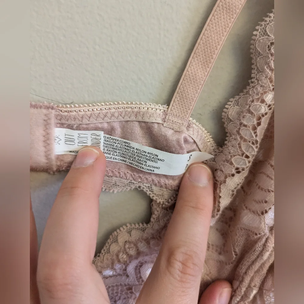 Out From Under Lace Bralette Size S Powder Pink
